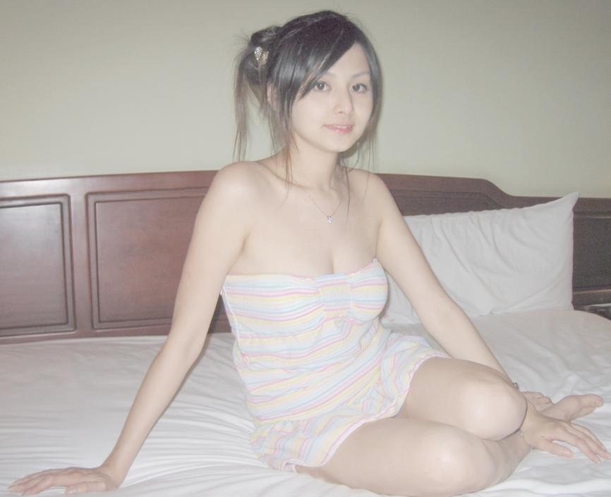 Innocent asian teen naked