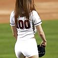 Korean baseball babe throws a pitch - image 
